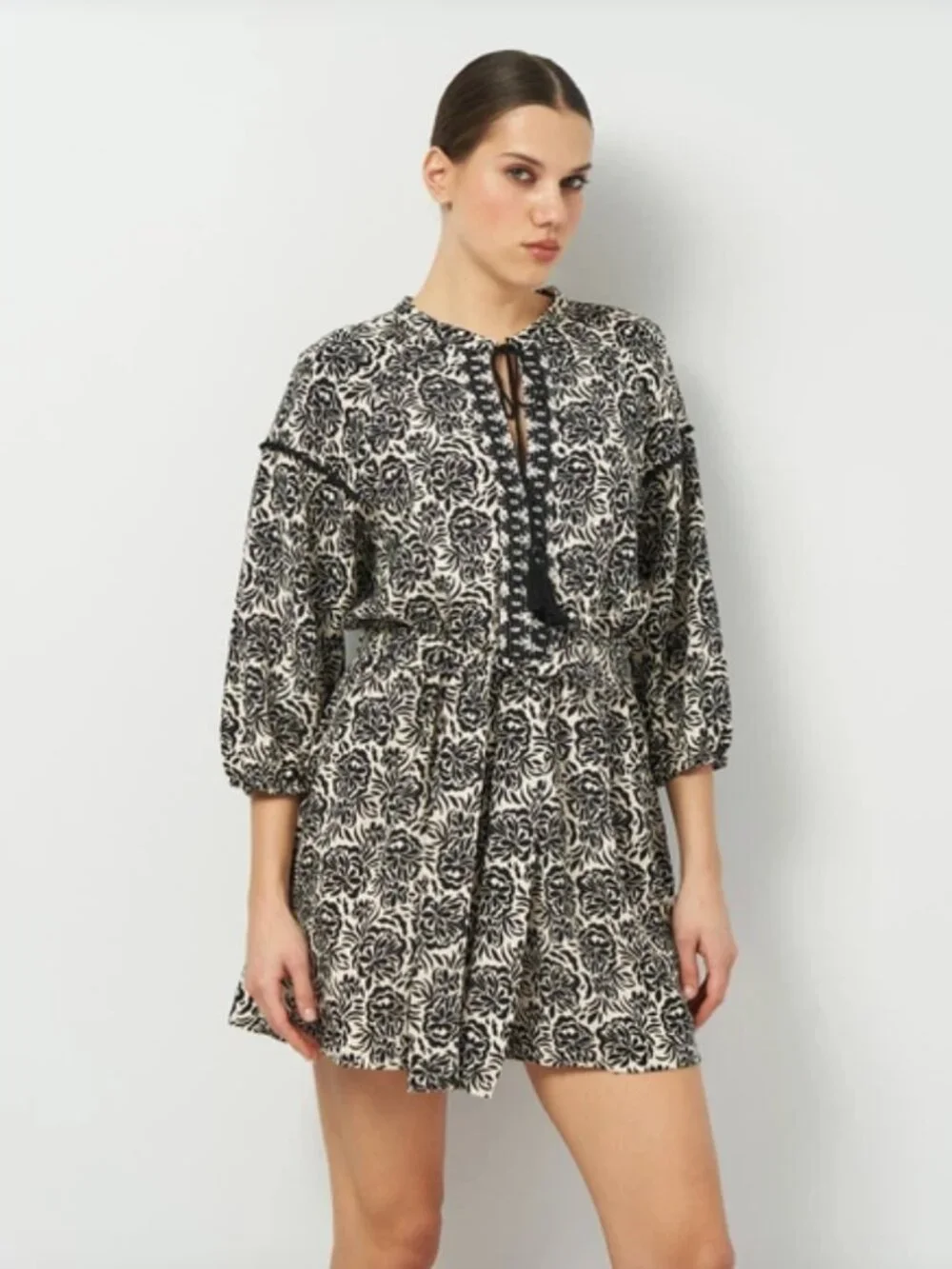 Zara | Linen Blend Floral Print Belted Romper with Tassels | Size	Large
